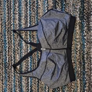 Sports bra